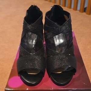 Easy Street Glittery Black Heels